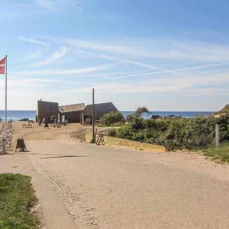 Lägenhet 2 Bedroom In Allinge-Sandvig