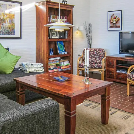 2 Bedroom In Apartment *