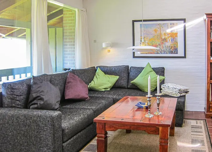 2 Bedroom In Apartmán Allinge-Sandvig